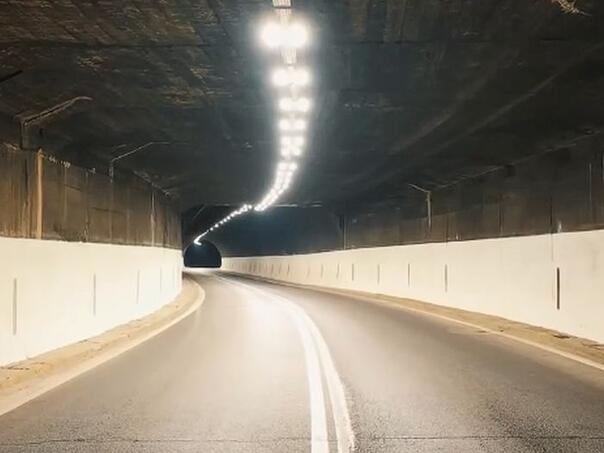 Nakon 40 godina osvijetljen tunel na ulazu u Sarajevo