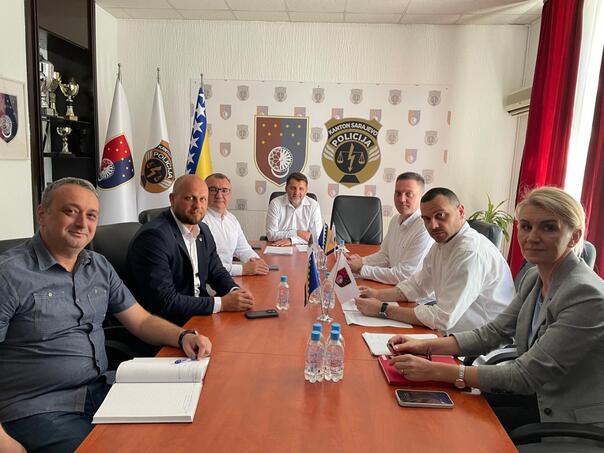 Nakon alarmantnih brojki: Povećati kazne za vozače koji odbijaju testiranje na droge na 1.000 KM