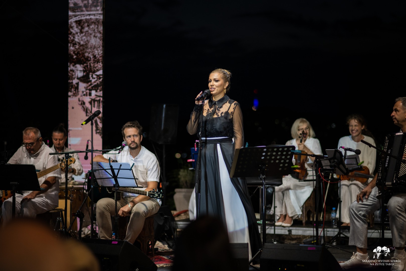 Nakon Harija Varešanovića, na festivalu sevdalinke večeras nastupa Naida Kraljić