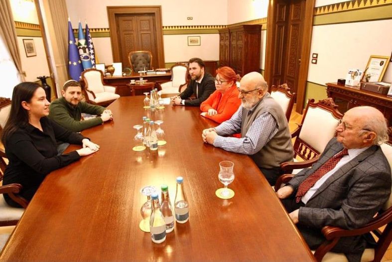 Nakon Kabirijevih napada: Jevrejska zajednica podržala Karić