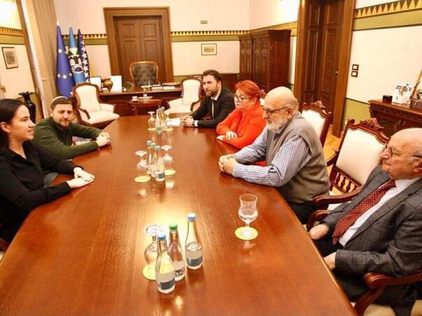 Nakon Kabirijevih napada: Jevrejska zajednica podržala Karić