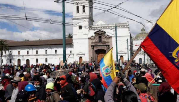 Nakon kampanje obilježene političkim ubistvima Ekvador danas bira novog predsjednika