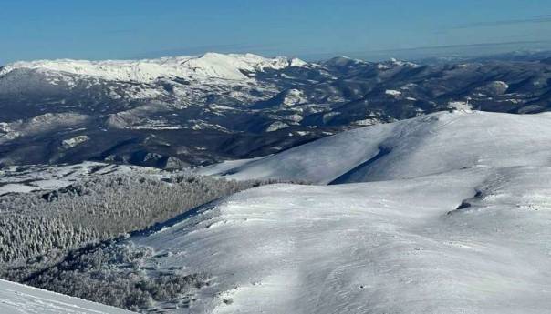 Nakon lavina suhog snijega, dolazi opasnost od lavinskog pokretanja mokrog snijega