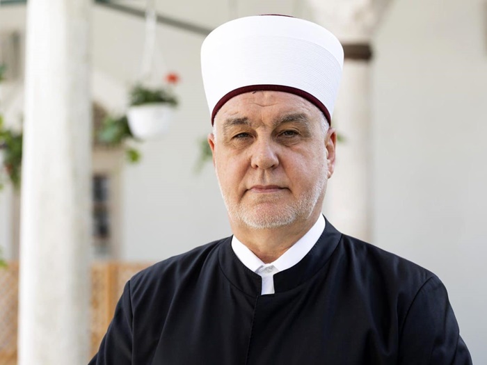 Nakon napada na povratnika, Kavazović prozvao političare iz FBiH:  Budite bar jednom ljudi