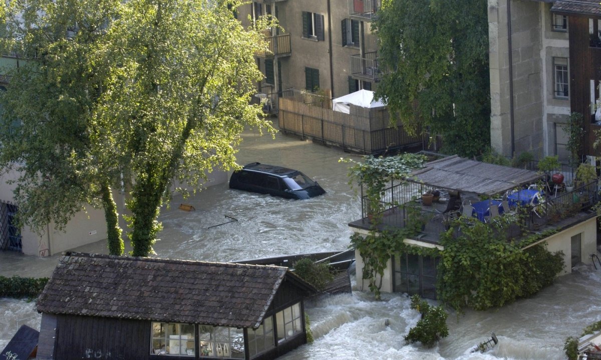 Nakon odrona u Švicarskoj nestalo osam osoba