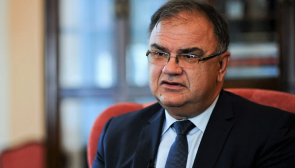 Nakon ovakve bruke svaki normalan političar bi se povukao