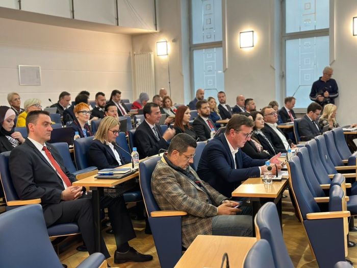 Nakon pada Vlade KS: Ko će činiti "novu" većinu?