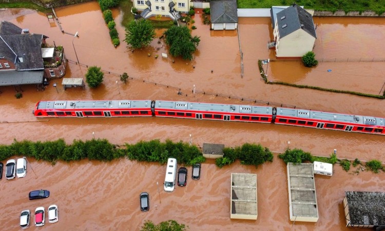 Nakon poplave štete na željezničkoj mreži 1,3 milijardi eura