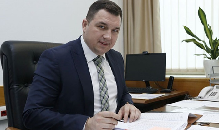 Nakon prelaska u opoziciju: Sutra odluka o smjeni ministra Lučića