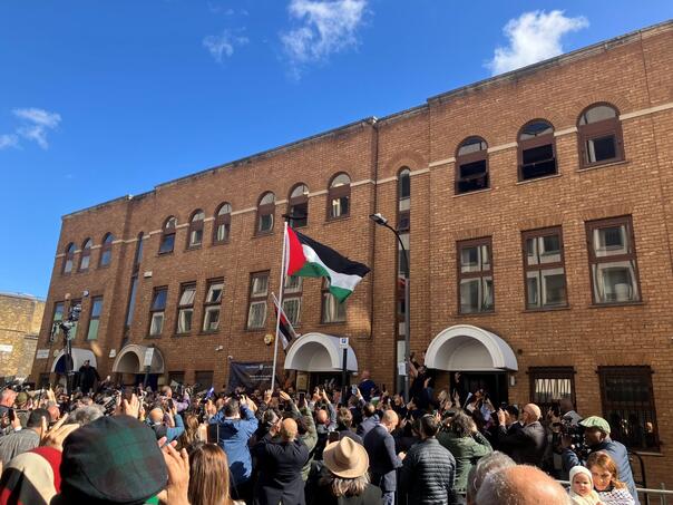 Nakon priznanja: Palestinska zastava podignuta u Londonu