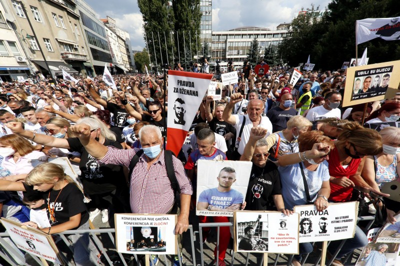 Protest u Sarajevu: Muriz Memić pozvao građane u protestnu šetnju