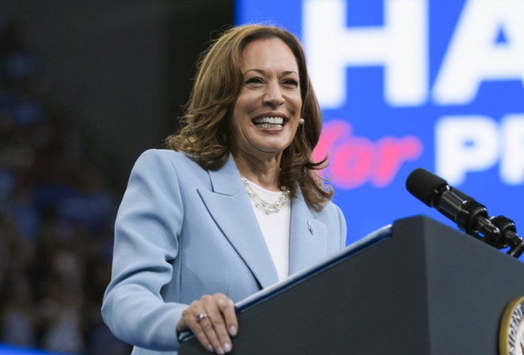 Nakon razmjene zarobljenika: Harris nazvala Navalnu, pohvalila doprinos demokratiji