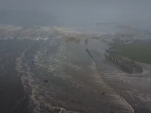 Nakon razornog zemljotresa u Rusiji, cunami stigao do Havaja i Kalifornije