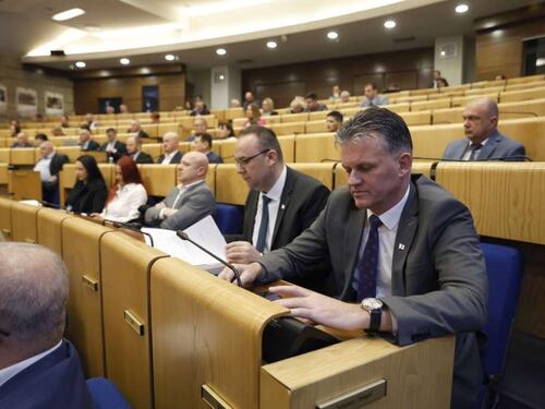 Nakon redovnog, sutra vanredno zasjedanje Doma naroda FBiH