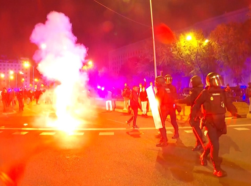 Nakon smrtonosnog sudara vozova u Španiji izbili protesti, demonstranti traže ostavke