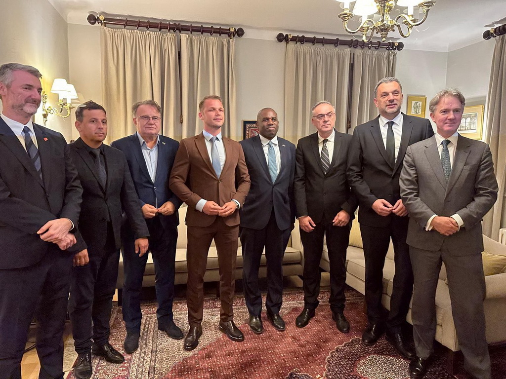Nakon susreta sa britanskim ministrom najvljen sporazum stranaka