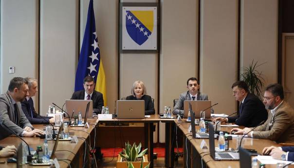 Nakon tragedije u Beogradu: Sutra u BiH Dan žalosti