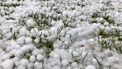 Nakon velikog nevremena: Grad zabijelio Sokolac