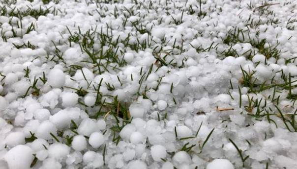 Nakon velikog nevremena: Grad zabijelio Sokolac