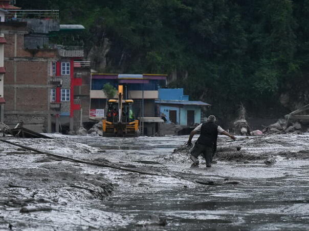 Namanje 547 poginulih u razornim poplavama u Nepalu