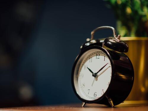 Namještate nekoliko alarma za buđenje? Evo šta doktori o tome govore