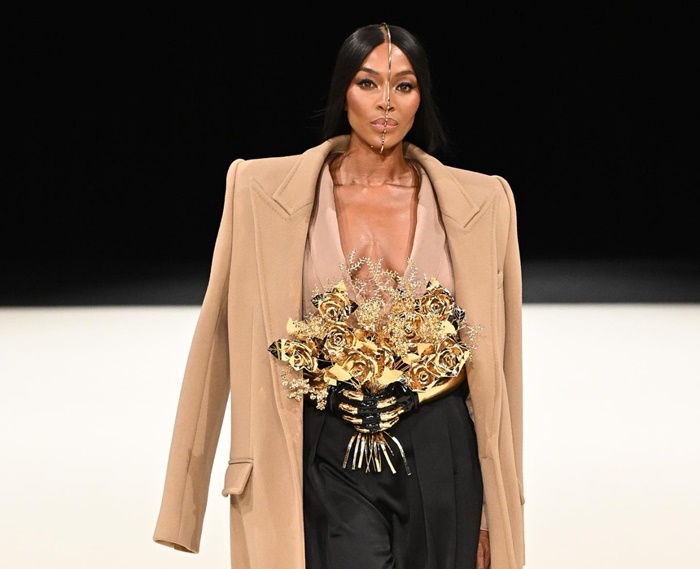 Naomi Campbell osvojila pistu zatvarajući Balmain Show