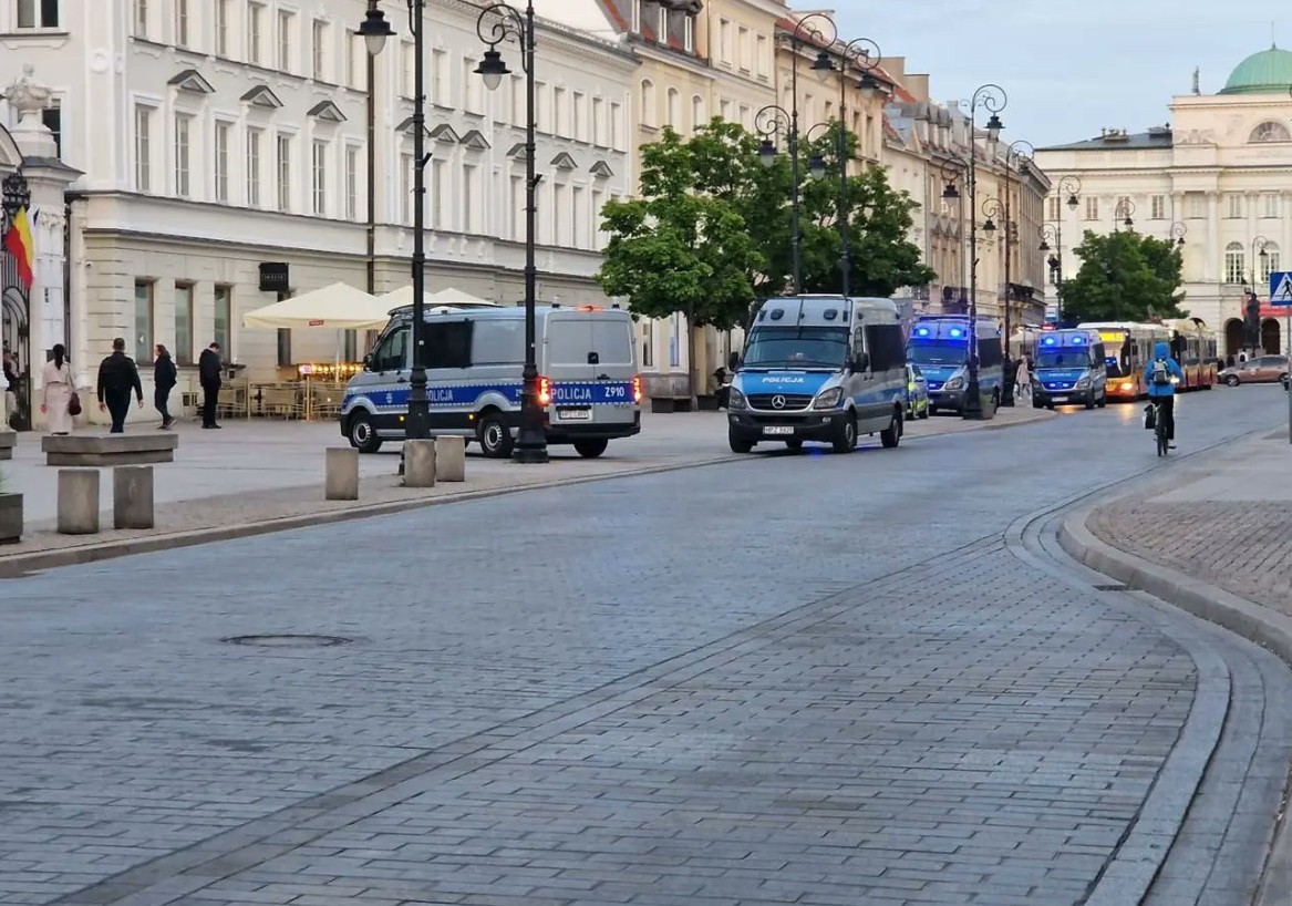 Napad sjekirom na univerzitetu u Varšavi, jedna osoba ubijena