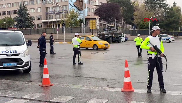 Napad u Ankari: Eksplozija ispred zgrade MUP-a, napadači stradali