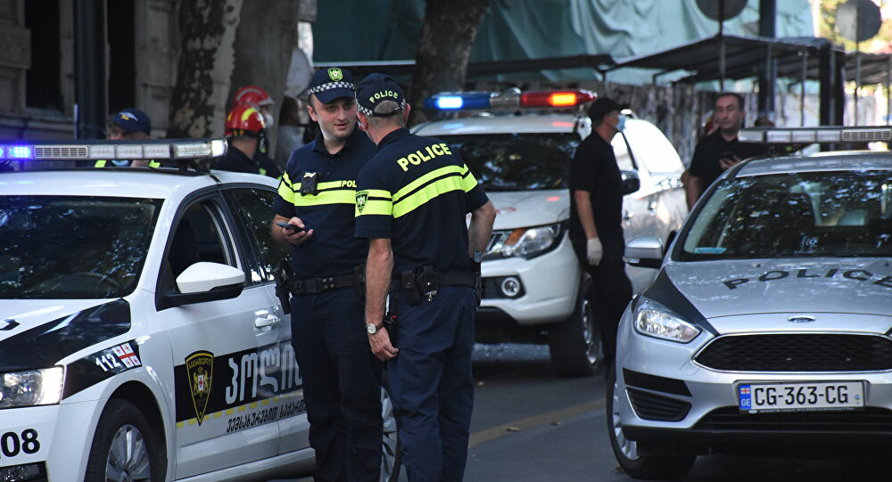 Napadač na banku u Gruziji uzeo dvadesetak talaca, traži pola miliona dolara