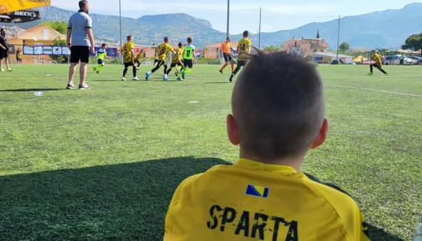 Napadnuta djeca iz Sarajeva, sramno ponašanje mladih ukrajinskih fudbalera