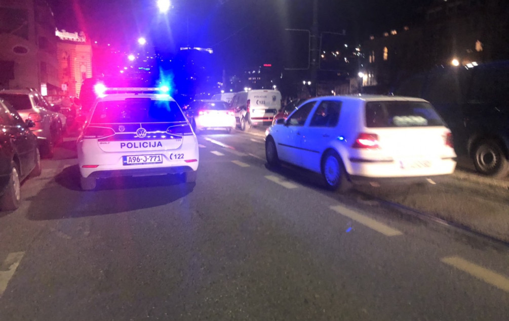 Napao patrolu u Sarajevu i oštetio im službeno vozilo