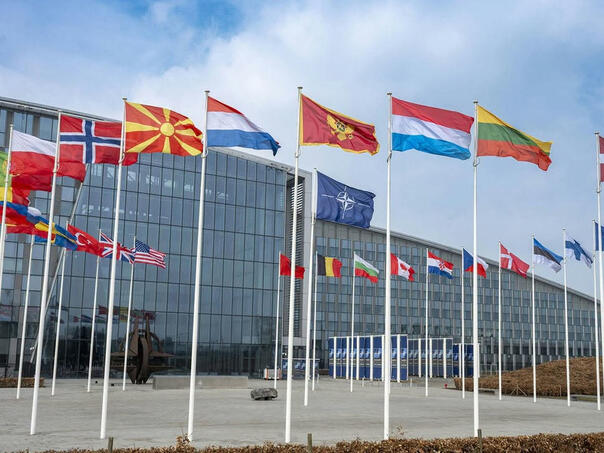 Napeto na Kosovu, snage NATO-a u pripravnosti