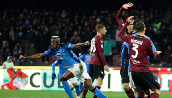 Napoli gazi ka tituli, pobijeđena i Salernitana