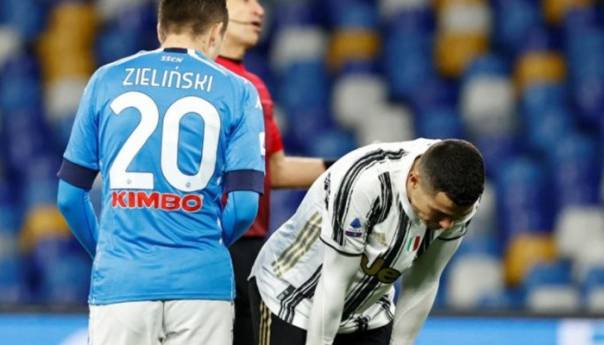 Napoli slavio, Juventus sve dalje od odbrane titule u Italiji
