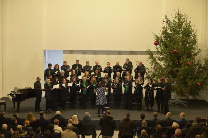 Napredak i Franjevački samostan Božičnim koncertom u Tuzli najavili veliki kršćanski praznik