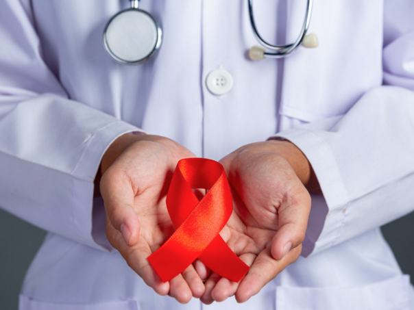 Napredak u borbi protiv AIDS-a ugrožen zbog smanjenja finansiranja