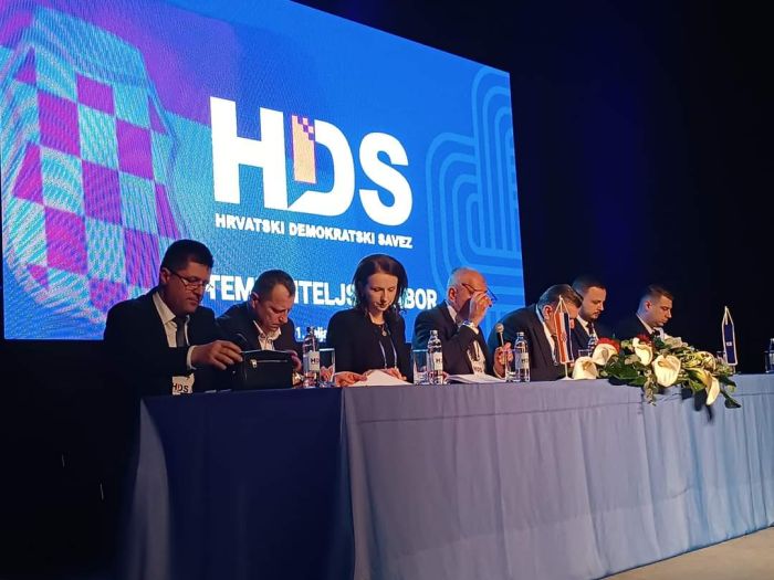 Napustili HDZ i formirali HDS, ali biće dio Čovićevog HNS-a
