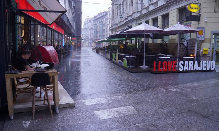 Narandžasto upozorenje za cijelu BiH, očekuju se jači lokalni pljuskovi
