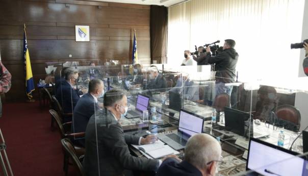 Naredbe i preporuke Kriznog štaba FMZ-a produžene za 14 dana