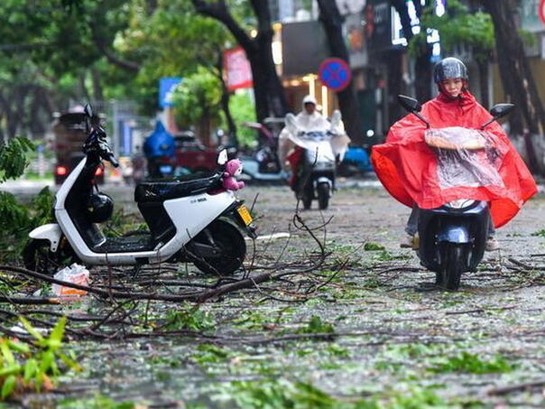 Naređena hitna evakuacija stanovništva, zatvorene škole, letovi otkazani