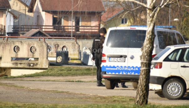 U dvorištu kuće u Bratuncu otac pronašao mrtvu 19-godišnju kćerku