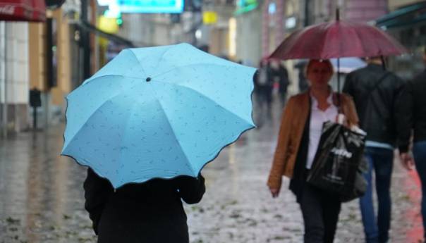 Narednih dana oblačno i kišovito