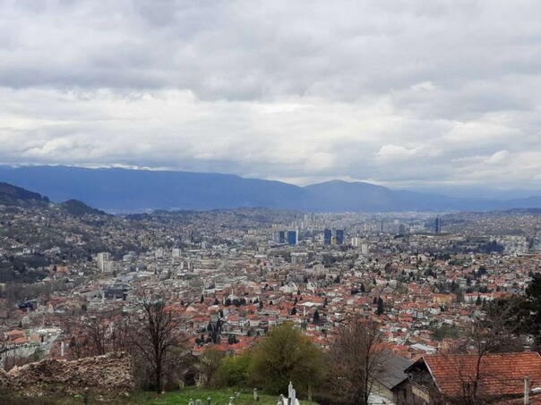 Narednih dana tmurno, pretežno oblačno i svježe