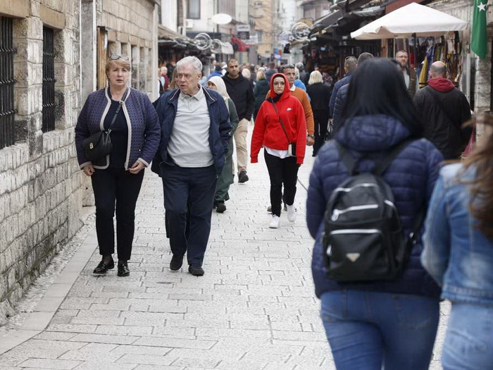 Narednih dana umjereno do pretežno oblačno vrijeme