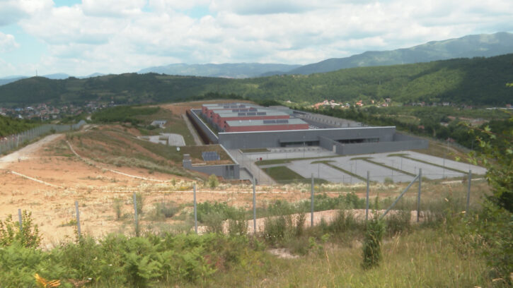 Narkobos iz Trebinja zašio sebi usta u zatvoru u Vojkovićima