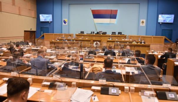 Narodna skupština RS usvojila set zakona o školstvu