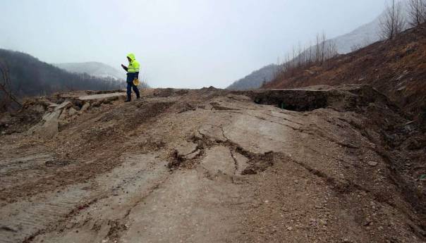 Naselje kod Blagaja u putnoj blokadi zbog klizišta