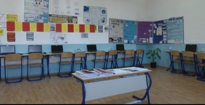 Nastava preko interneta za učenike iz Tuzlanskog kantona