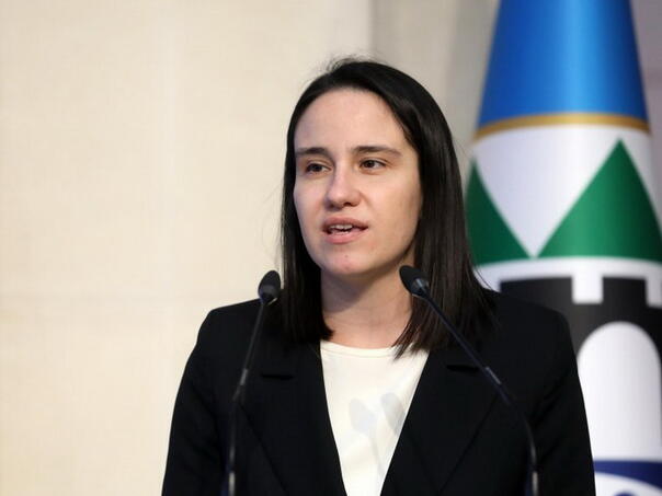 Nastavak prijetnji: Kabiri poslao paket Benjamini Karić