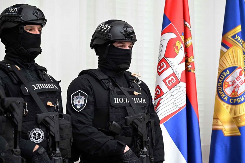 Nastavak represije u Srbiji: Uhapšeni blokaderi zbog navodnog pokušaja državnog udara